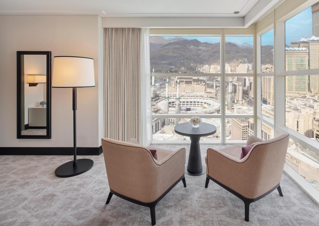 Address Jabal Omar Makkah Aparthotel Mecca Bagian luar foto A view from a room at the Four Seasons Hotel, Mecca